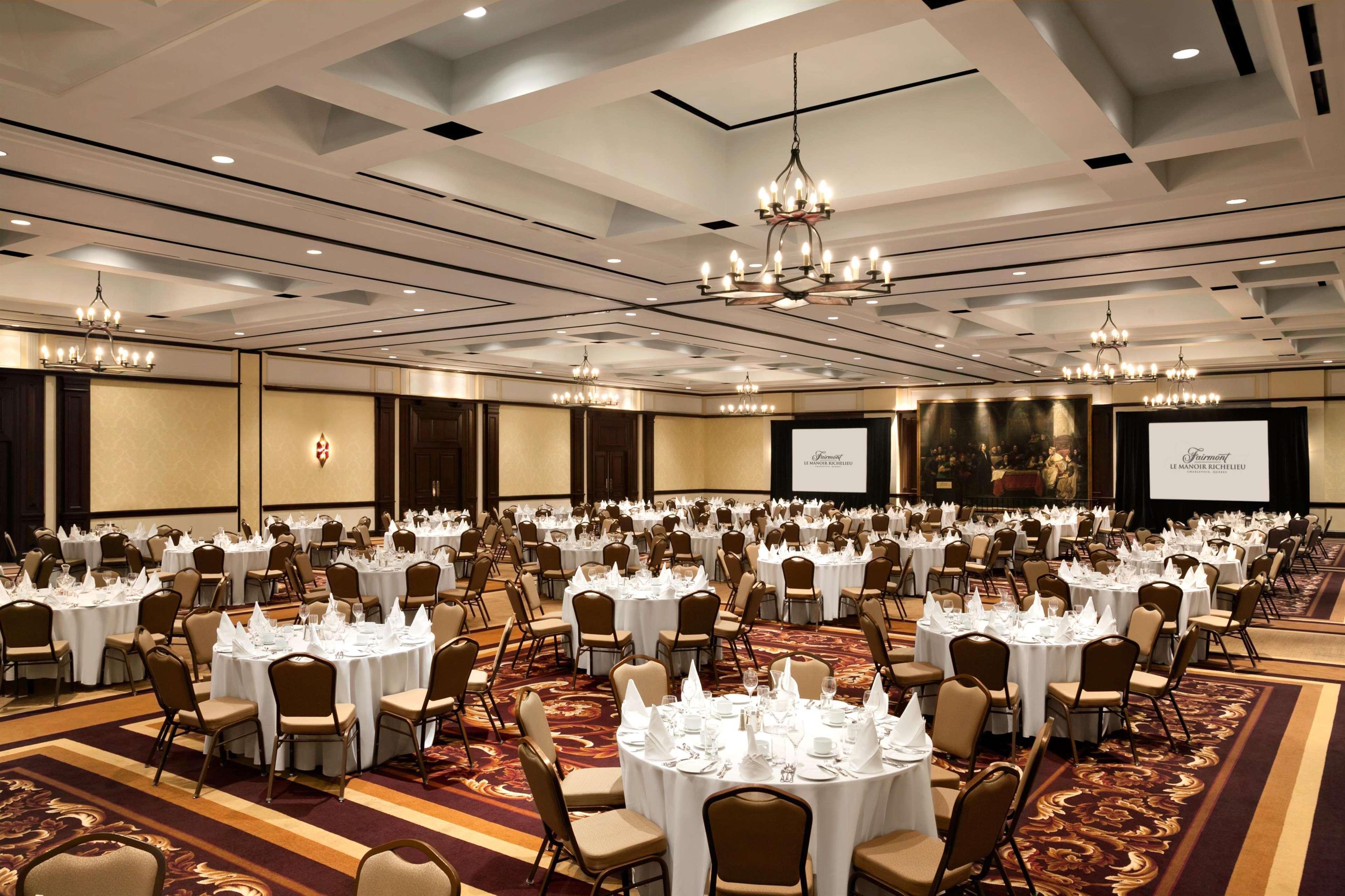 Отель Fairmont Le Manoir Richelieu Ла-Мальбе Экстерьер фото The Grand Ballroom