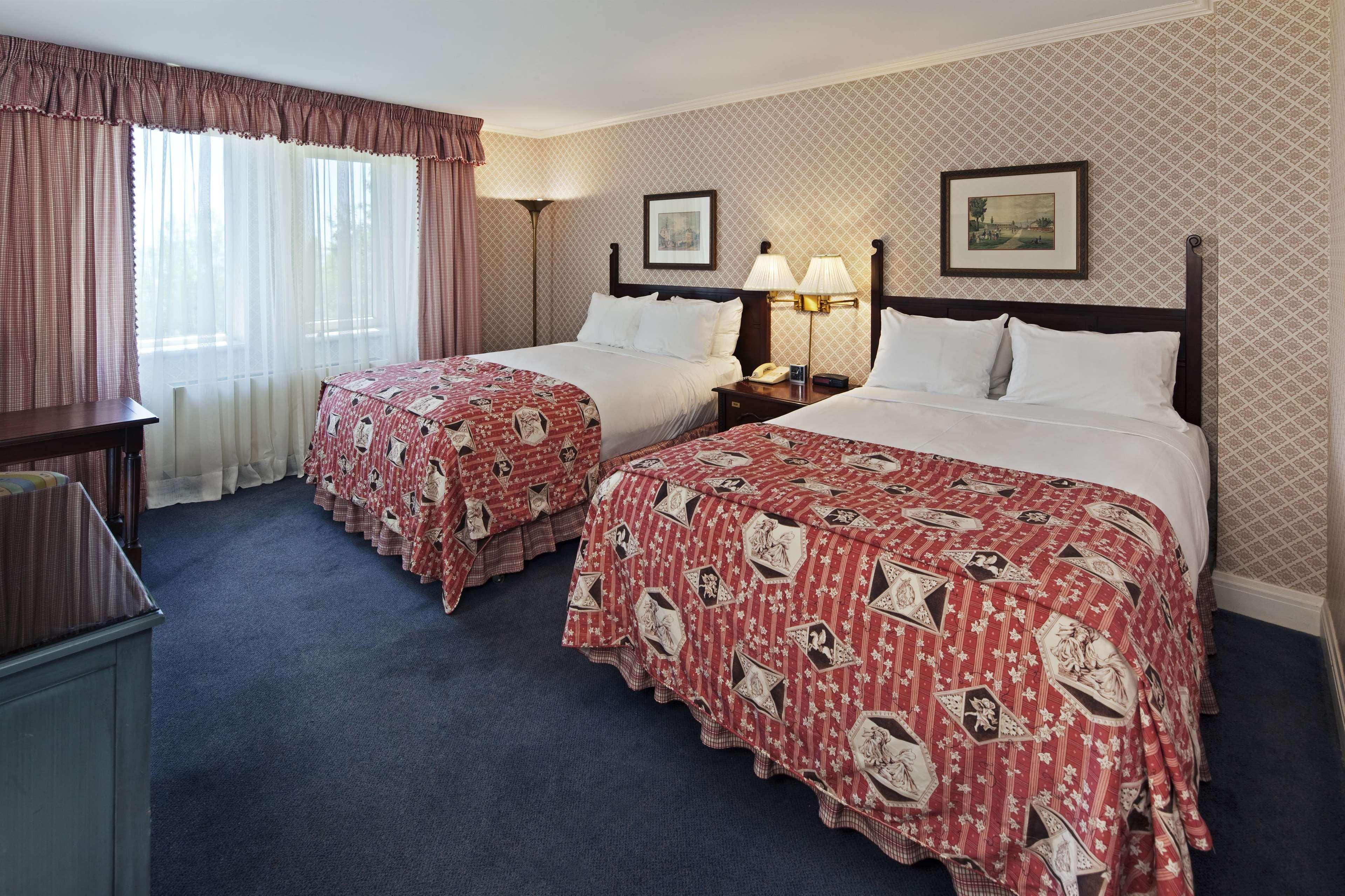 Отель Fairmont Le Manoir Richelieu Ла-Мальбе Экстерьер фото A room at the Inn