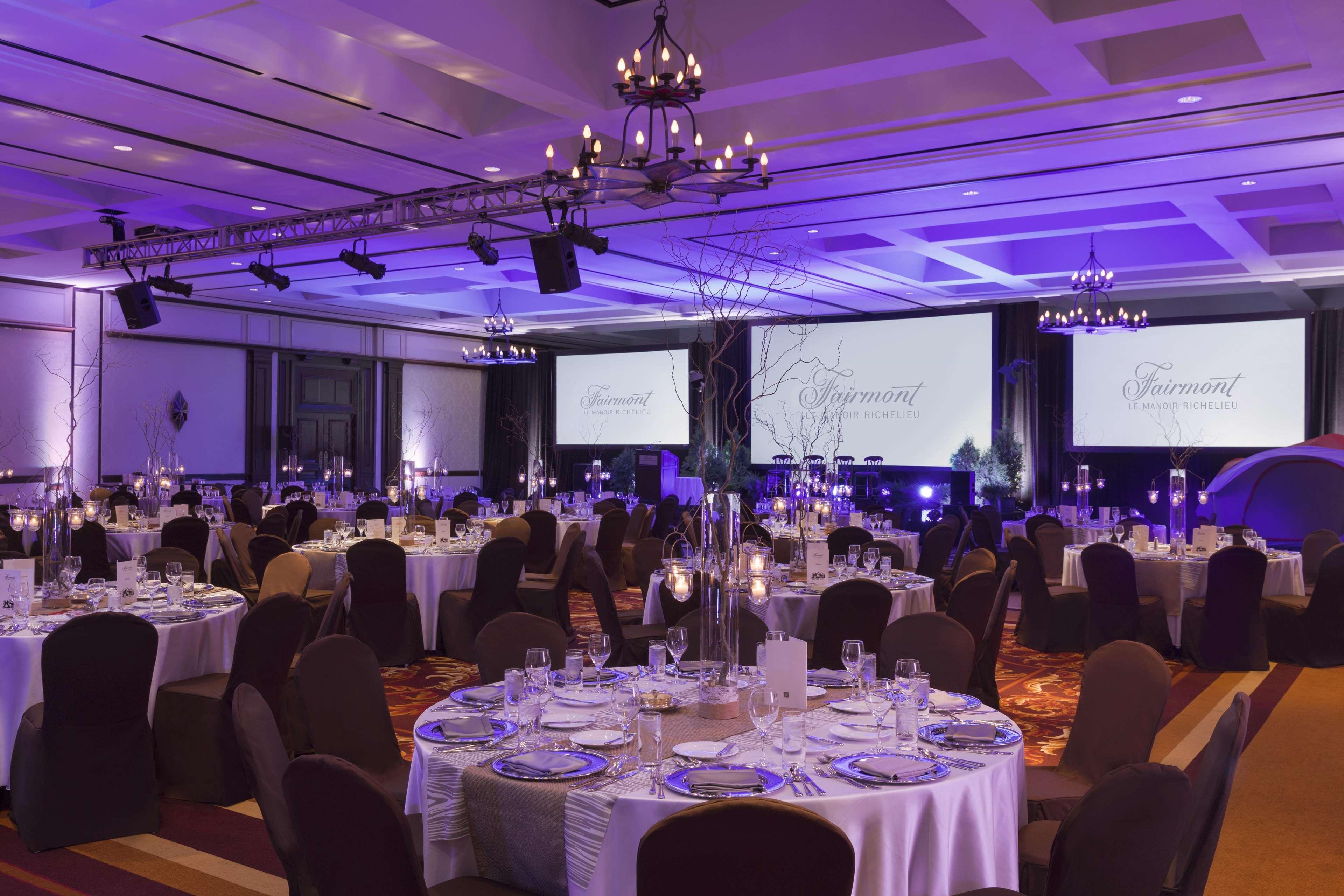 Отель Fairmont Le Manoir Richelieu Ла-Мальбе Экстерьер фото The Great Hall at the 2014 Awards Dinner