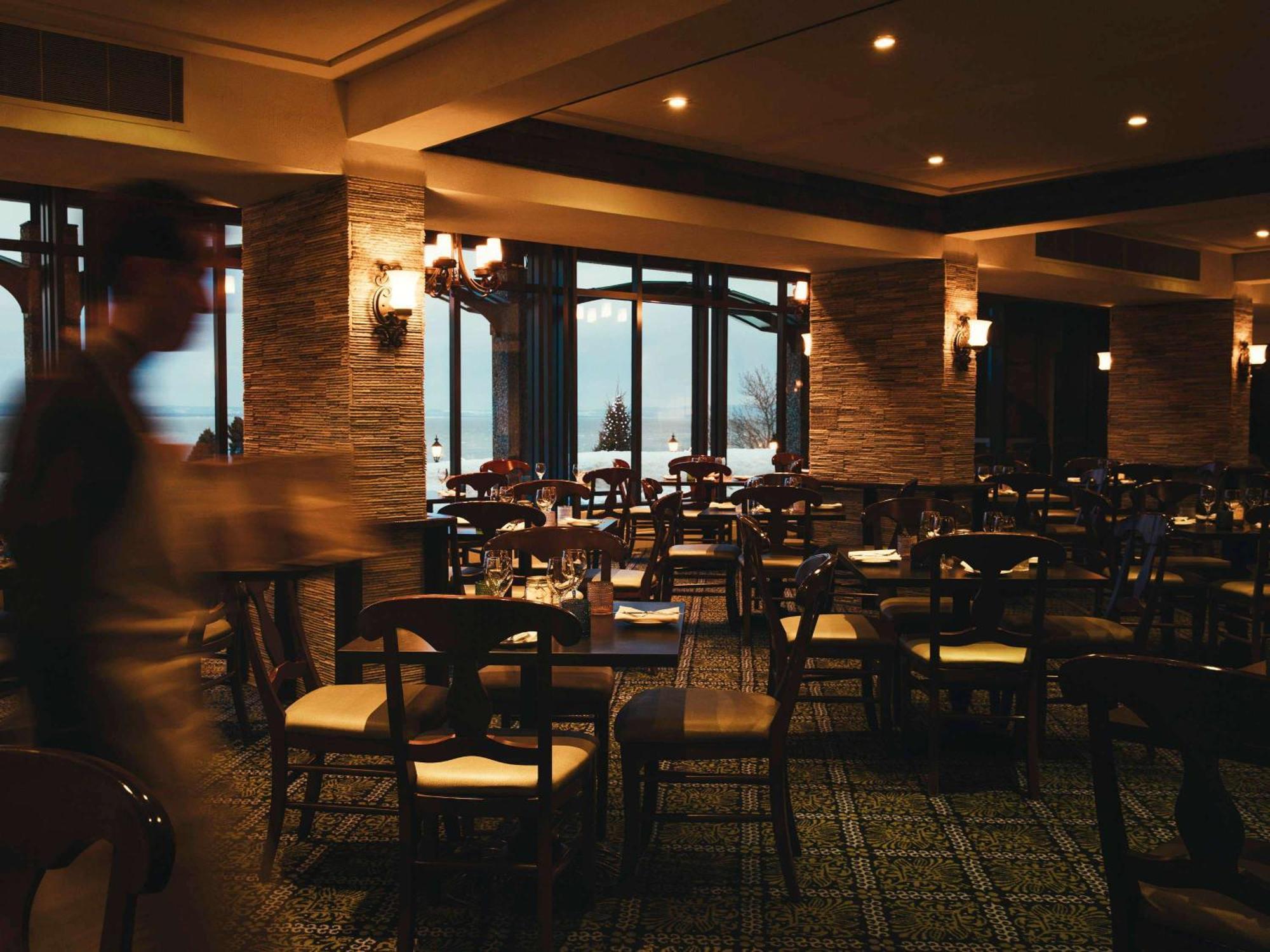 Отель Fairmont Le Manoir Richelieu Ла-Мальбе Экстерьер фото